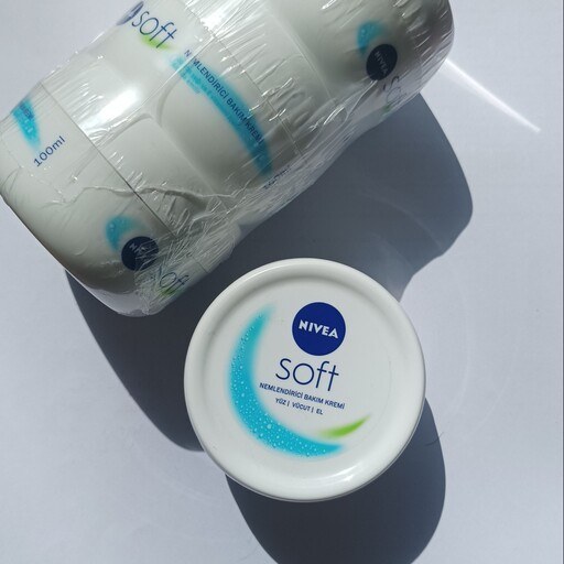 کرم نرم کننده و مرطوب کننده مدل Soft حجم 100 میلی